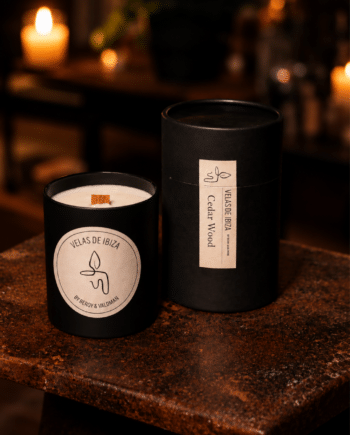 Colección In Black - Cedar Wood, Vela Pequeña